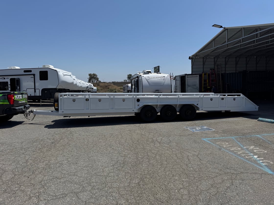 Image of 32' Box Out 