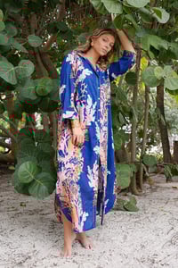 Image 4 of Lira Kaftan