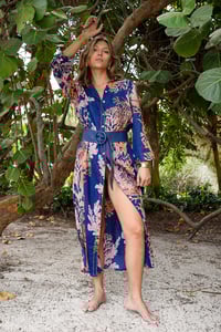 Image 5 of Lira Kaftan