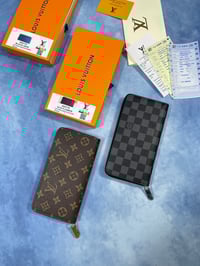 Image 1 of Lulu purse 1v1++