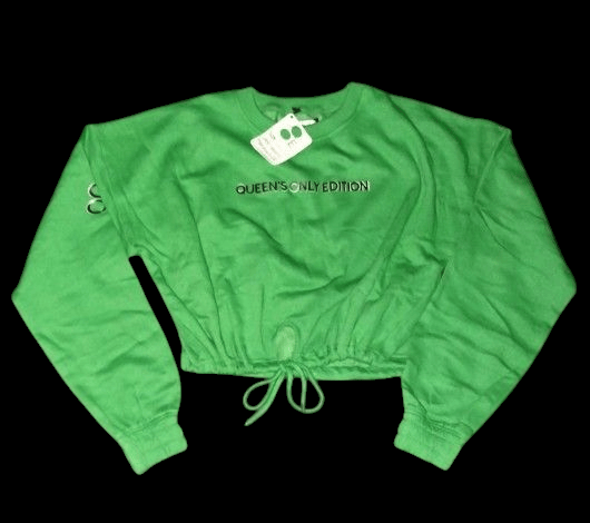 Image of  QOE/ Queens Only Edition / Crop top jogging suit