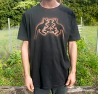 Image 2 of Wallaroo Woman Mens M T shirt 