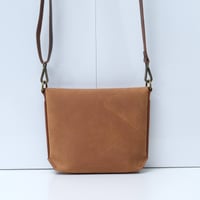 Image 3 of Solo Messenger in light brown