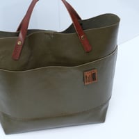 Image 5 of Handheld Tote with hex base