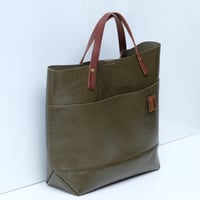 Image 2 of Handheld Tote with hex base
