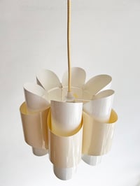Image 4 of LAMPARA VINTAGE BEIS-BLANCA , AÑOS 70