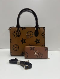 Image 2 of LADIES LULU BAG & purse