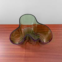 Image 2 of Iittala Aalto Savoy Green Glass Vase (Limited Edition, 160 mm)