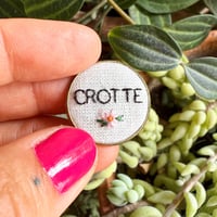 Broche crotte #2