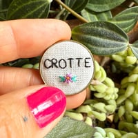 Broche crotte #1