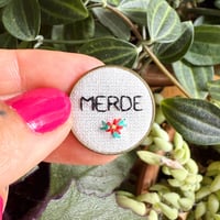Broche merde (petite) #1
