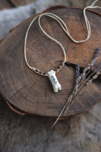 Image 1 of Collana Falange di Capriolo -Kyanite-