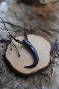 Image 2 of Collana Punta di Corno -camoscio-