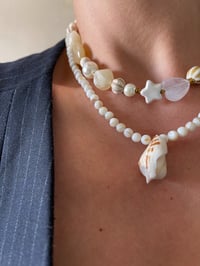 Image 3 of Collier SHELL