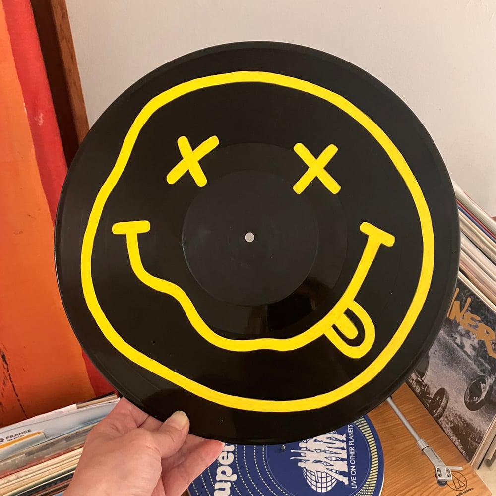 Image of Vinyle Smiley Nirvana jaune