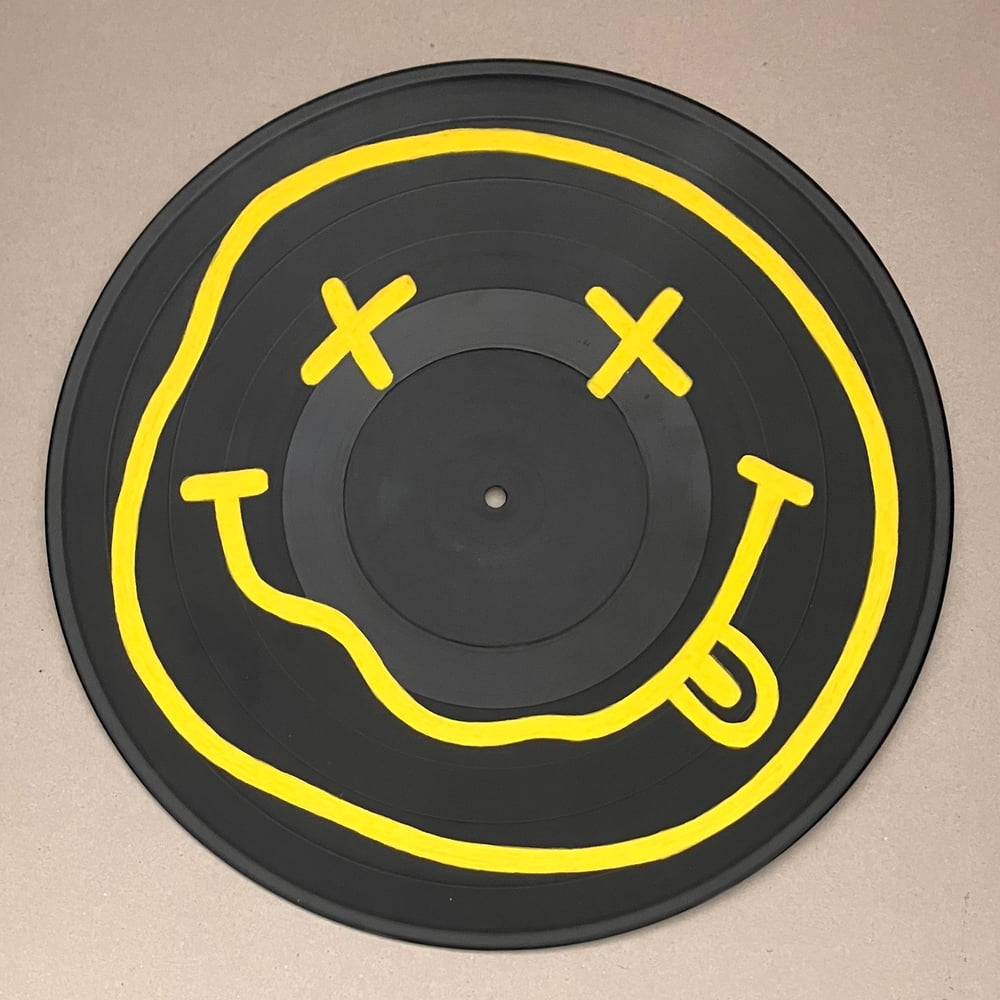 Image of Vinyle Smiley Nirvana jaune