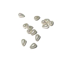 Image 2 of 14PC. Brilliant luster TEAR/DROP Creamy white  shell pearls//Pink and Mint hued sheen
