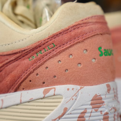 Image of Saucony Grid 8000 Shrimp Scampi