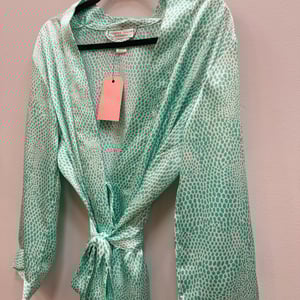 Image of Vintage Morgan Taylor Satin Robe - Size S