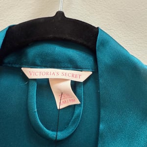 Image of Victoria's Secret Satin Robe - Size S/M