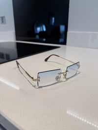 Image 3 of Sea Water Killy Shades 