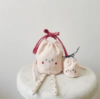 Image 3 of « Emmène-moi » pouch