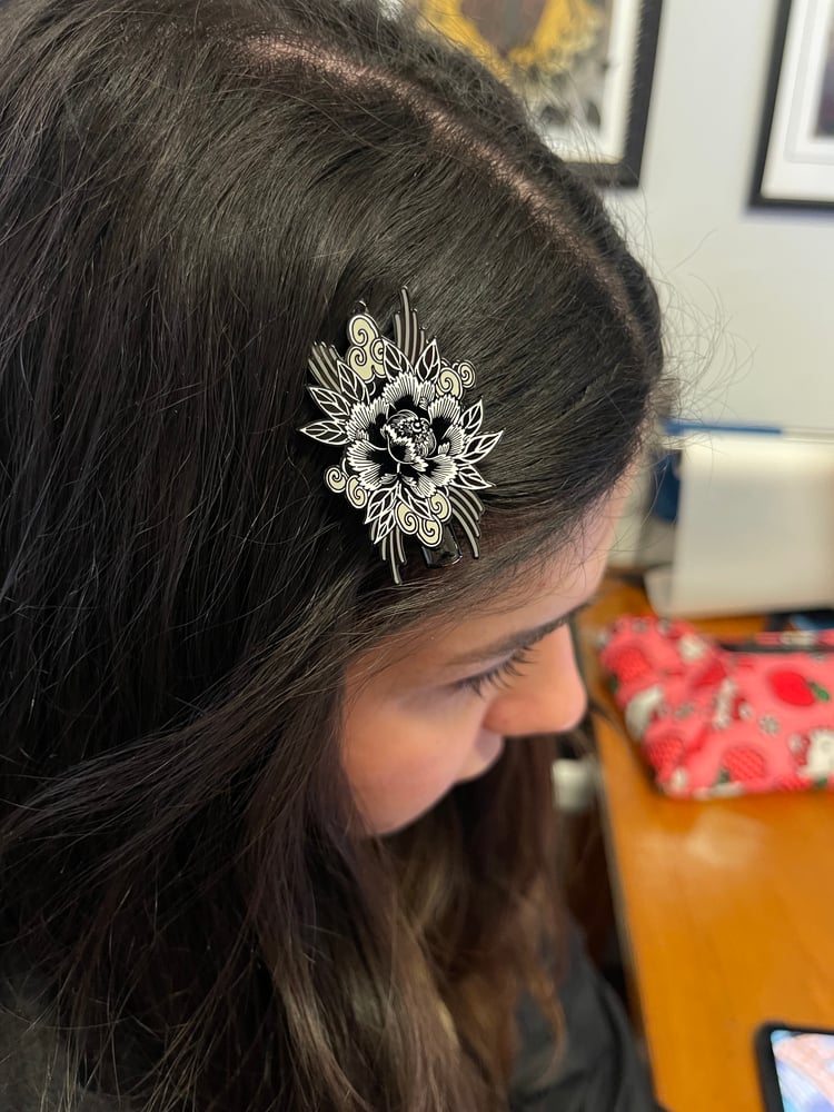 Image of Miss Orange Hair Clip & Pin