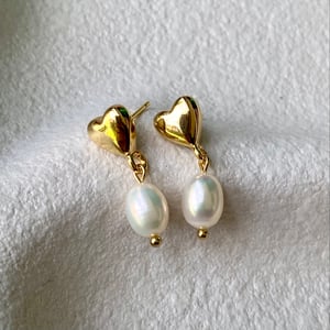 Image of Perry Earrings
