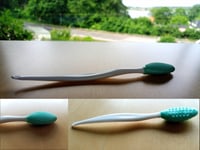 Silicone brush for oil cleansing