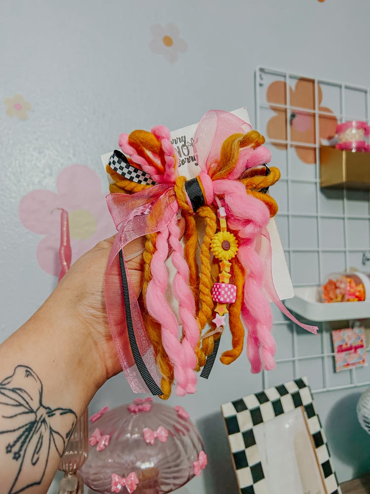 Image of WHIMSY BOW - BEADED 2