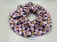 Smiley Daisies (Checkered) Scrunchie