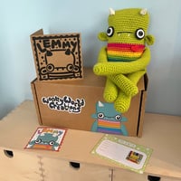 Image 3 of Lemmy - Leggy Lime Green 
