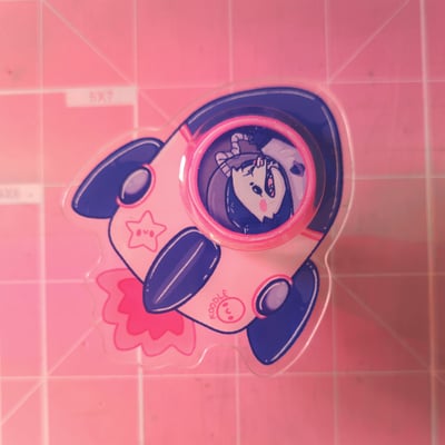 Image of Panicking Opossum Astronaut in Spaceship Spinning Acrylic Fidget Phone Grip