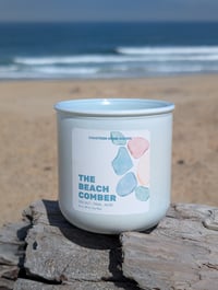 Image 2 of The Beach Comber - Sea Salt, Palm & Musk Soy Wax Candle