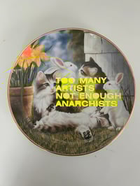 Image 1 of Assiette TOO MANY…