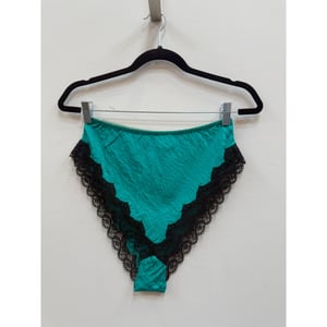Image of Vintage 100% Silk 2 Pc Lingerie Set - Size S/M