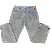 Image 3 of Men's Wrangler Jeans Y2K Vintage Relaxed fit straight leg cut med wash SZ 34/30