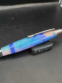 Image 3 of "BerriesAndCreme" Devlin Click Pen