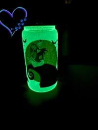 Image 8 of 16oz Jack and Sally Glow in the Dark Glass Can 