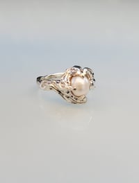 Image 2 of White Pearl Wave