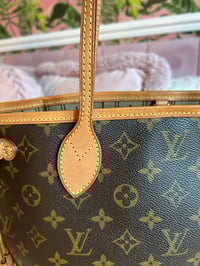 Image 2 of Louis Vuitton Monogram Neverfull PM