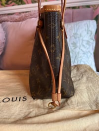 Image 10 of Louis Vuitton Monogram Neverfull PM