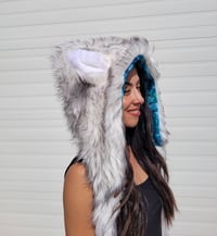 Image 4 of White Husky Bolli Bear Hood