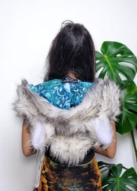 Image 8 of White Husky Bolli Bear Hood