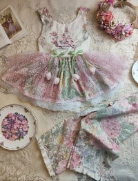 Image 4 of Daffodil, fairy embroidery applique, 6-7y
