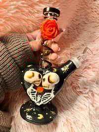 Image 7 of Skull Love Bong