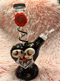 Image 22 of Skull Love Bong