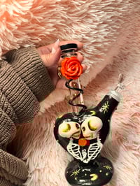 Image 15 of Skull Love Bong