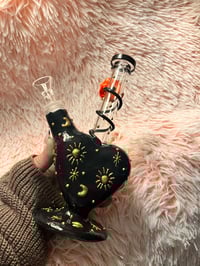 Image 17 of Skull Love Bong