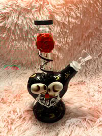 Image 3 of Skull Love Bong